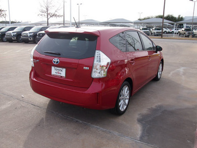 toyota prius 2013 red wagon five 4 cylinders automatic 76116