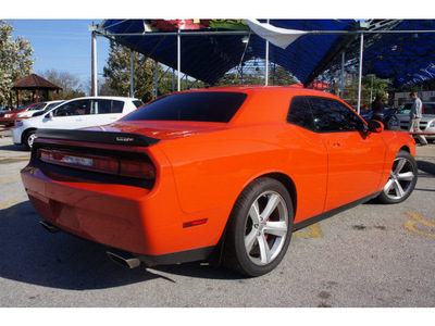 dodge challenger 2009 orange coupe srt8 8 cylinders automatic 78748