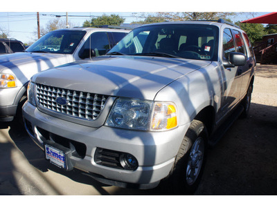 ford explorer 2005 gray suv xlt 4 cylinders automatic 78748