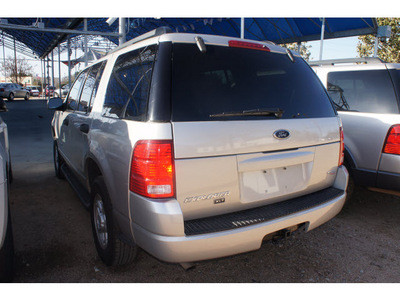 ford explorer 2005 gray suv xlt 4 cylinders automatic 78748