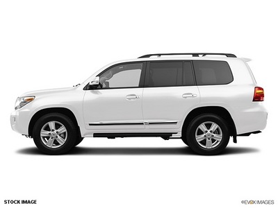 toyota land cruiser 2013 white suv 8 cylinders not specified 75067