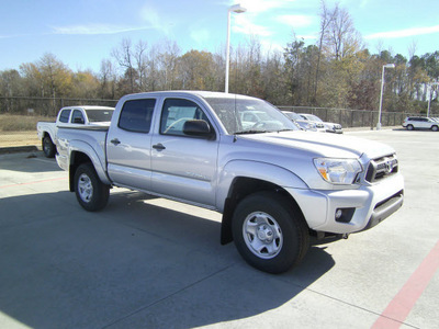 toyota tacoma 2013 silver v6 gasoline 6 cylinders 4 wheel drive automatic 75569