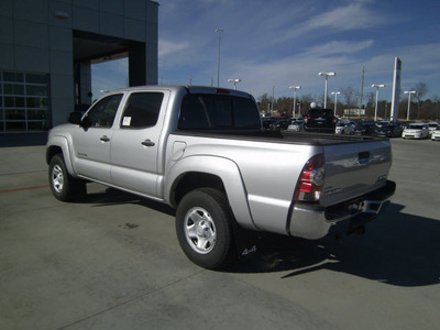 toyota tacoma 2013 silver v6 gasoline 6 cylinders 4 wheel drive automatic 75569