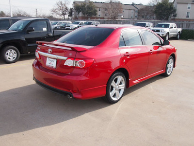 toyota corolla 2013 red sedan s gasoline 4 cylinders front wheel drive automatic 76116