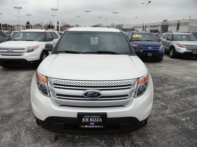 ford explorer 2013 white suv xlt 6 cylinders automatic with overdrive 60546