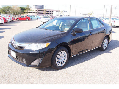 toyota camry 2012 black sedan le gasoline 4 cylinders front wheel drive automatic 77074