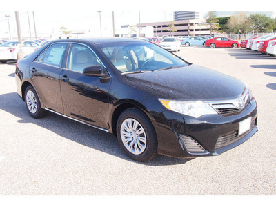 toyota camry 2012 black sedan le gasoline 4 cylinders front wheel drive automatic 77074