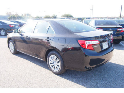 toyota camry 2012 black sedan le gasoline 4 cylinders front wheel drive automatic 77074