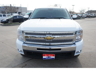 chevrolet silverado 1500 2011 white lt flex fuel 8 cylinders 2 wheel drive not specified 77566