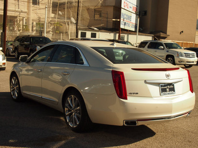 cadillac xts 2013 white sedan luxury collection gasoline 6 cylinders front wheel drive automatic 77002