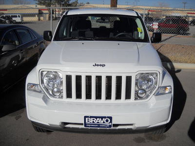 jeep liberty 2011 white suv sport gasoline 6 cylinders 4 wheel drive automatic 79925