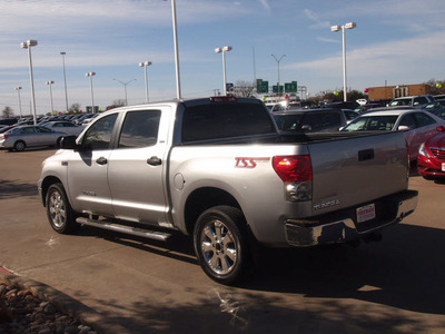 toyota tundra 2007 silver sr5 gasoline 8 cylinders 2 wheel drive automatic 76053