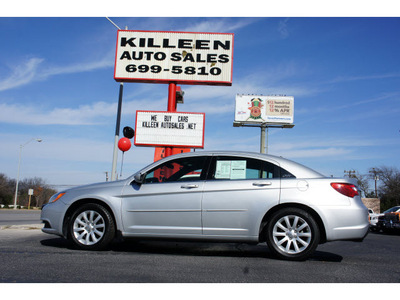 chrysler 200 2011 silver sedan touring 6 cylinders tiptronic 76543