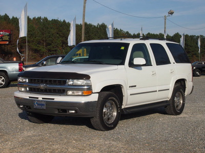 chevrolet tahoe 2002 white suv lt flex fuel 8 cylinders 4 wheel drive not specified 27569