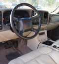 chevrolet tahoe 2002 white suv lt flex fuel 8 cylinders 4 wheel drive not specified 27569