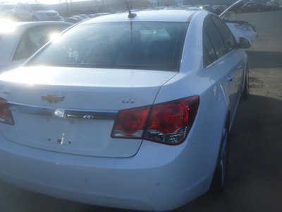 chev cruze ltz white