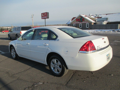 chevrolet impala 2008 white sedan lt gasoline 6 cylinders front wheel drive automatic 55811