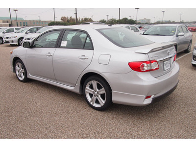 toyota corolla 2013 silver sedan s gasoline 4 cylinders front wheel drive automatic 77074