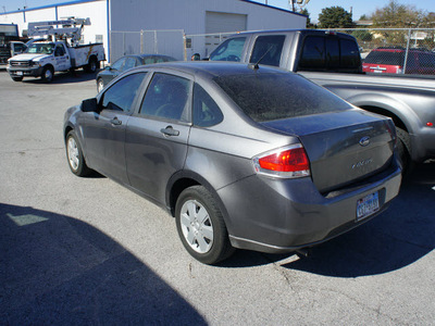 ford focus 2011 gray sedan s gasoline 4 cylinders front wheel drive automatic 75062