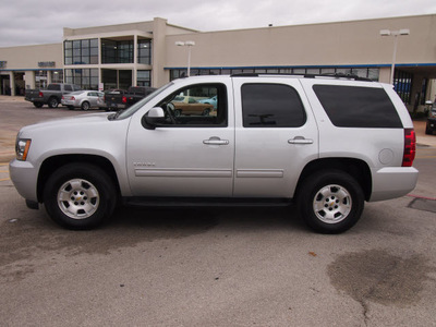 chevrolet tahoe 2012 silver suv lt flex fuel 8 cylinders 2 wheel drive 6 speed automatic 78224