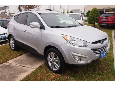 hyundai tucson 2013 silver gls gasoline 4 cylinders front wheel drive automatic 77074
