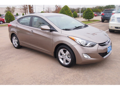 hyundai elantra 2013 gold sedan gls gasoline 4 cylinders front wheel drive automatic 77074