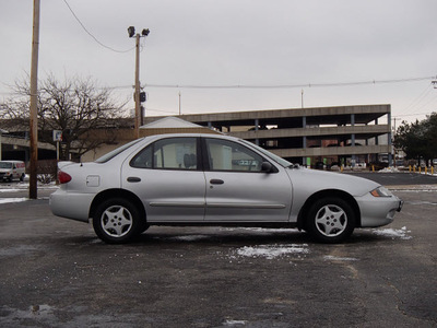 chevrolet cavalier 2005 silver sedan ls gasoline 4 cylinders front wheel drive automatic 61832