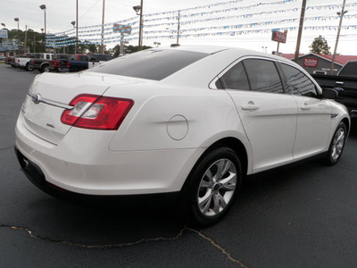 ford taurus 2011 white sedan sel gasoline 6 cylinders front wheel drive automatic 32401