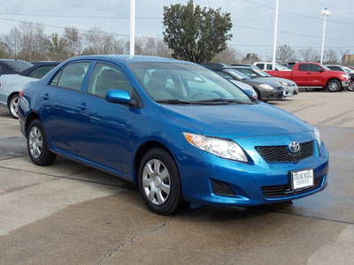 toyota corolla 2010 blue sedan le gasoline 4 cylinders front wheel drive automatic 77074