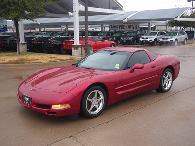 chevrolet corvette 2002 red coupe gasoline 8 cylinders rear wheel drive automatic 76049