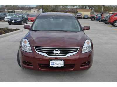 nissan altima 2012 dk  red sedan s gasoline 4 cylinders front wheel drive automatic 78411
