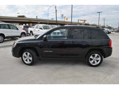 jeep compass 2012 black suv gasoline 4 cylinders 2 wheel drive automatic 78411