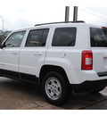 jeep patriot 2011 white suv sport gasoline 4 cylinders front wheel drive automatic 77532