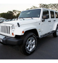 jeep wrangler 2013 white suv gasoline 6 cylinders 4 wheel drive automatic 33157