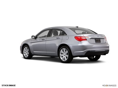 chrysler 200 2013 sedan touring 4 cylinders not specified 76230