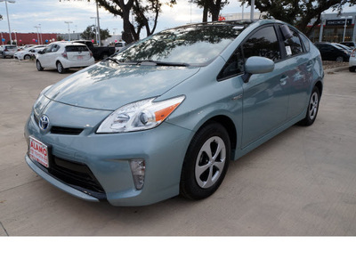 toyota prius 2013 lt  green hatchback four hybrid 4 cylinders front wheel drive automatic 78232
