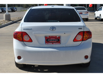 toyota corolla 2009 white sedan xle gasoline 4 cylinders front wheel drive automatic 78232