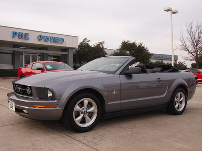 ford mustang 2007 gray v6 premium gasoline 6 cylinders rear wheel drive 5 speed manual 76011
