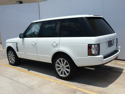 range rover range rover 2012 white suv supercharged gasoline 8 cylinders 4 wheel drive 6 speed automatic 77090