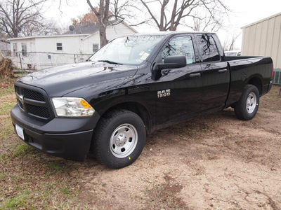 ram 1500 2013 black tradesman 6 cylinders automatic with overdrive 76520