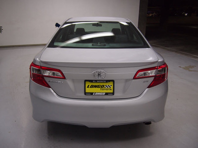 toyota camry 2012 silver sedan se 4 cylinders automatic 91731
