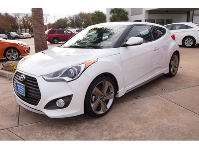hyundai veloster turbo 2013 white coupe 4 cylinders automatic 77074