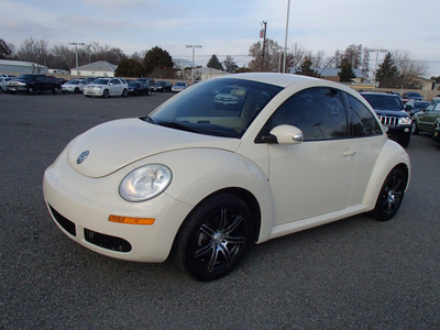 volkswagen new beetle 2007 white hatchback 2 5 gasoline 5 cylinders front wheel drive automatic 99336