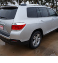 toyota highlander 2013 silver suv limited 6 cylinders automatic 78232
