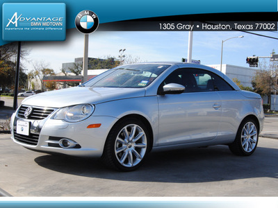 volkswagen eos 2010 silver lux gasoline 4 cylinders front wheel drive automatic 77002