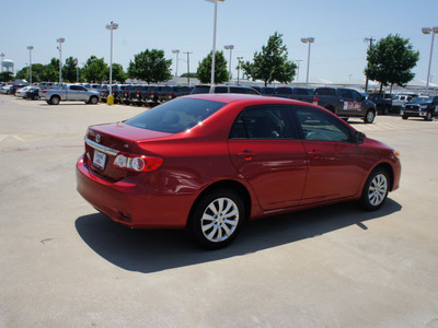 toyota corolla 2012 red sedan le gasoline 4 cylinders front wheel drive automatic 76116