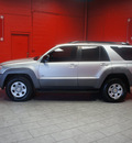 toyota 4runner 2003 silver suv sr5 gasoline 6 cylinders rear wheel drive automatic 76116