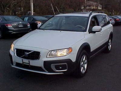 volvo xc70 2008 white wagon 3 2 awd gasoline 6 cylinders all whee drive automatic 06019