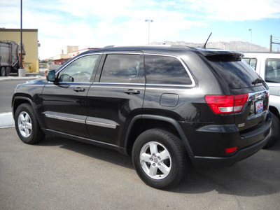 jeep grand cherokee 2011 black suv laredo gasoline 6 cylinders 2 wheel drive automatic 79925