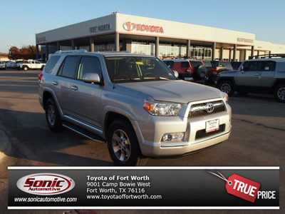 toyota 4runner 2013 silver suv sr5 gasoline 6 cylinders 2 wheel drive automatic 76116